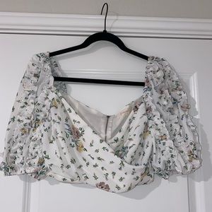 Cropped floral top!